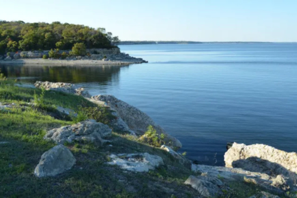 lake texoma should be capitalized